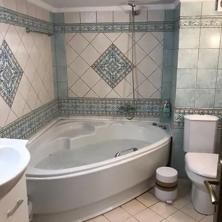 Archon Jacuzzi Luxury *