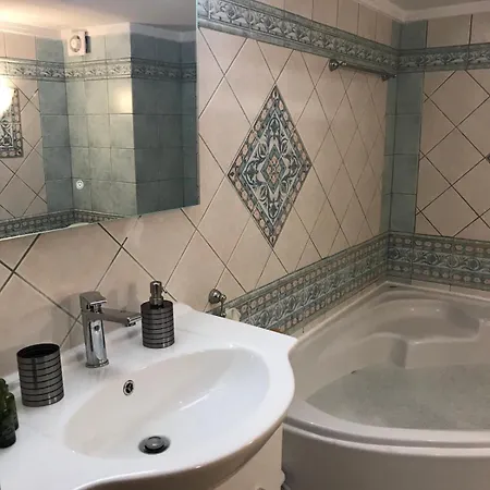 Archon Jacuzzi Luxury Appartement Thessaloniki